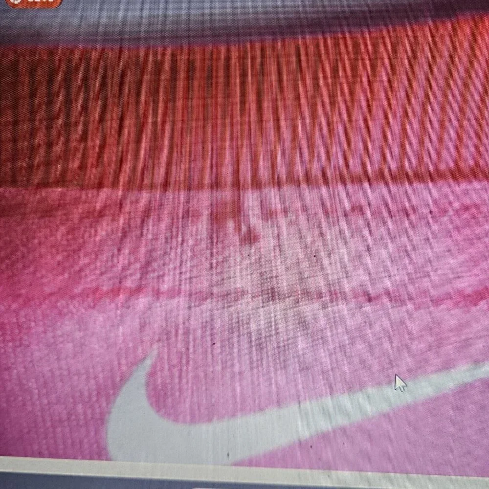Nike womens tee